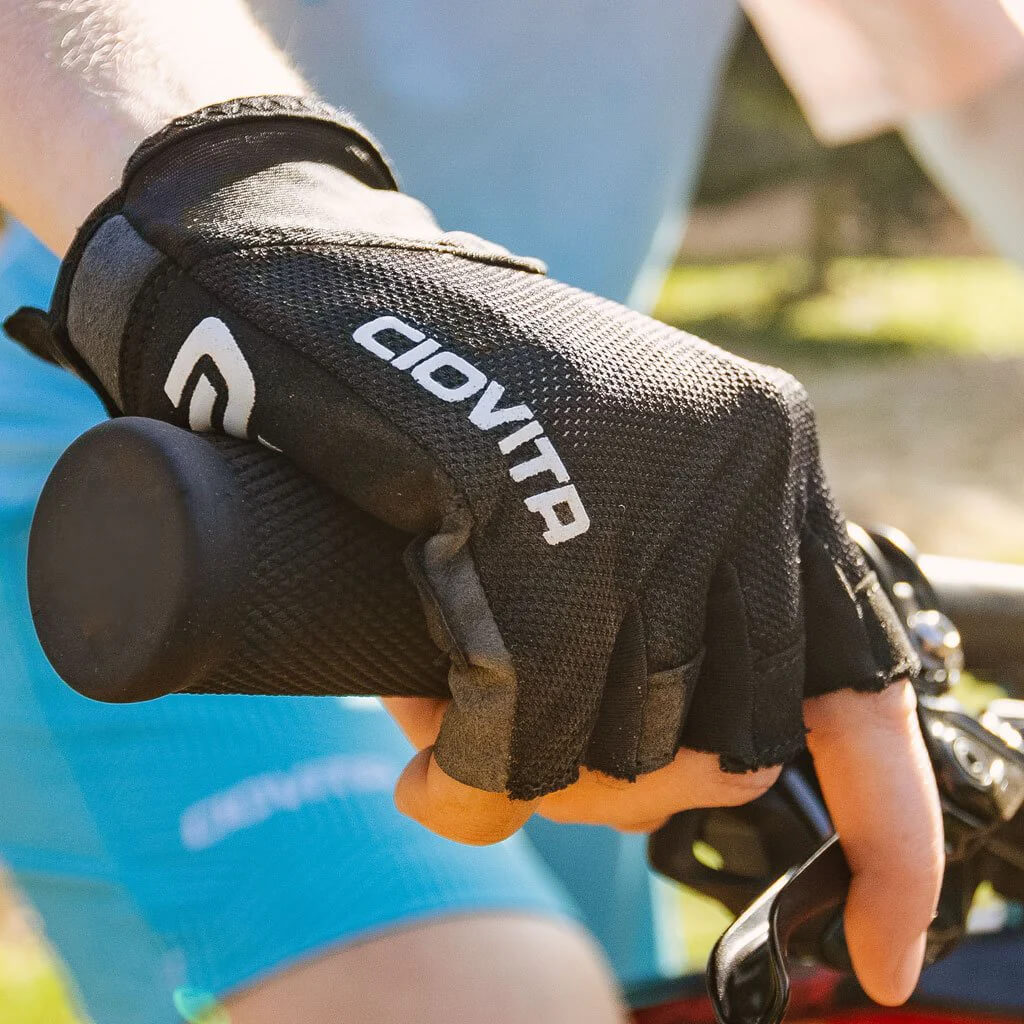 Velocita Short Finger Cycling Gloves